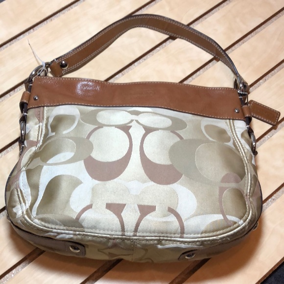 Coach bag, signature C logo, genuine leather trim, silver hardware. - Picture 1 of 12